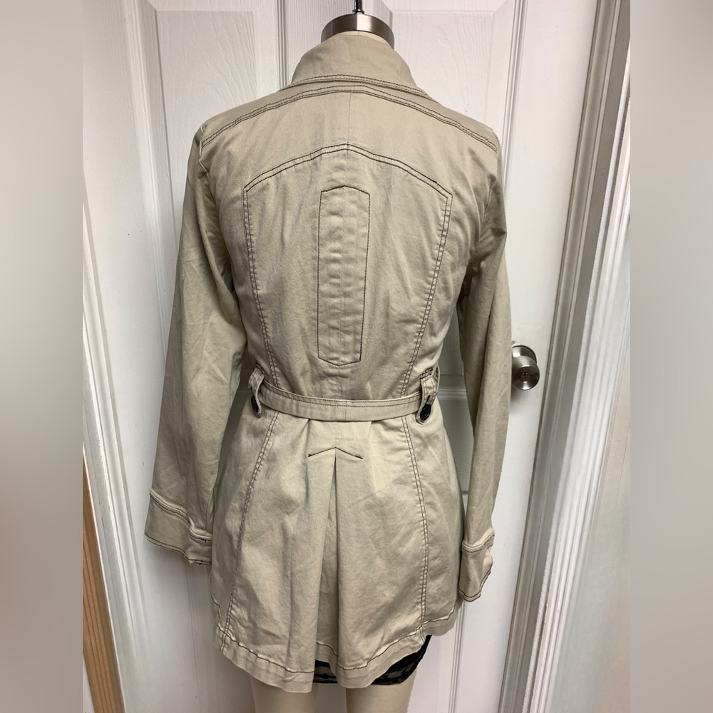 Torrid Beige Trenchcoat - Picture 3 of 3